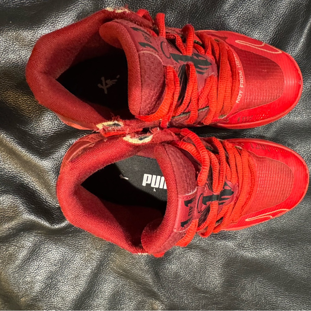 Puma Kids Red LaMelo Basketball Sneakers Grade School Size 3 - fair condition